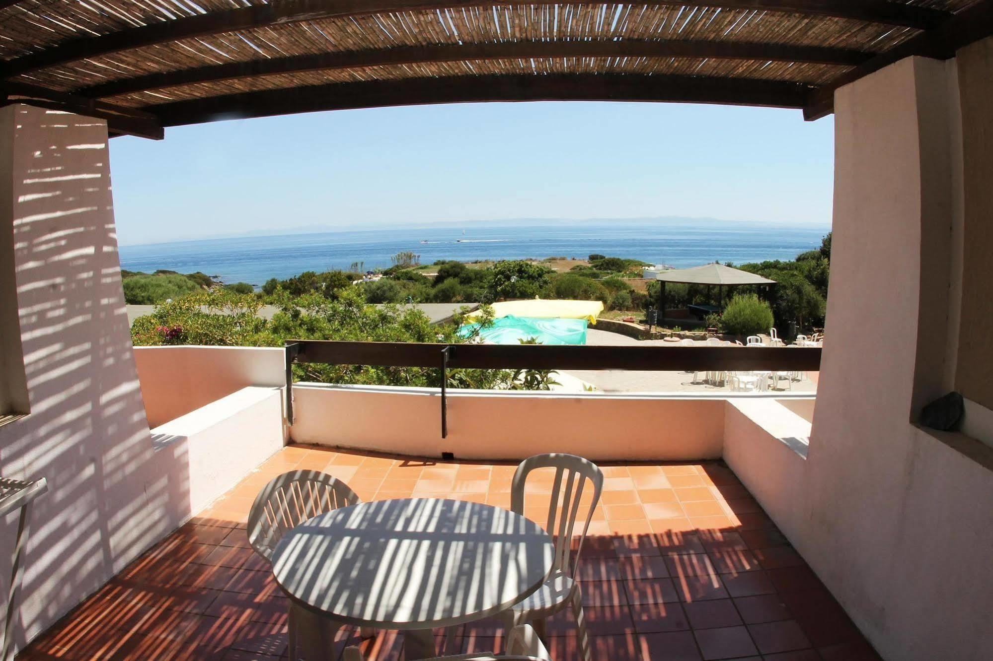 Residence Le Vele Stintino Bagian luar foto